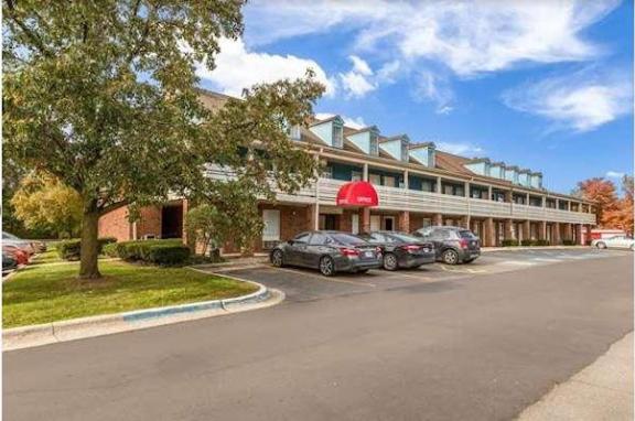 Travelodge By Wyndham Canton-Livonia Area, Mi Exterior photo